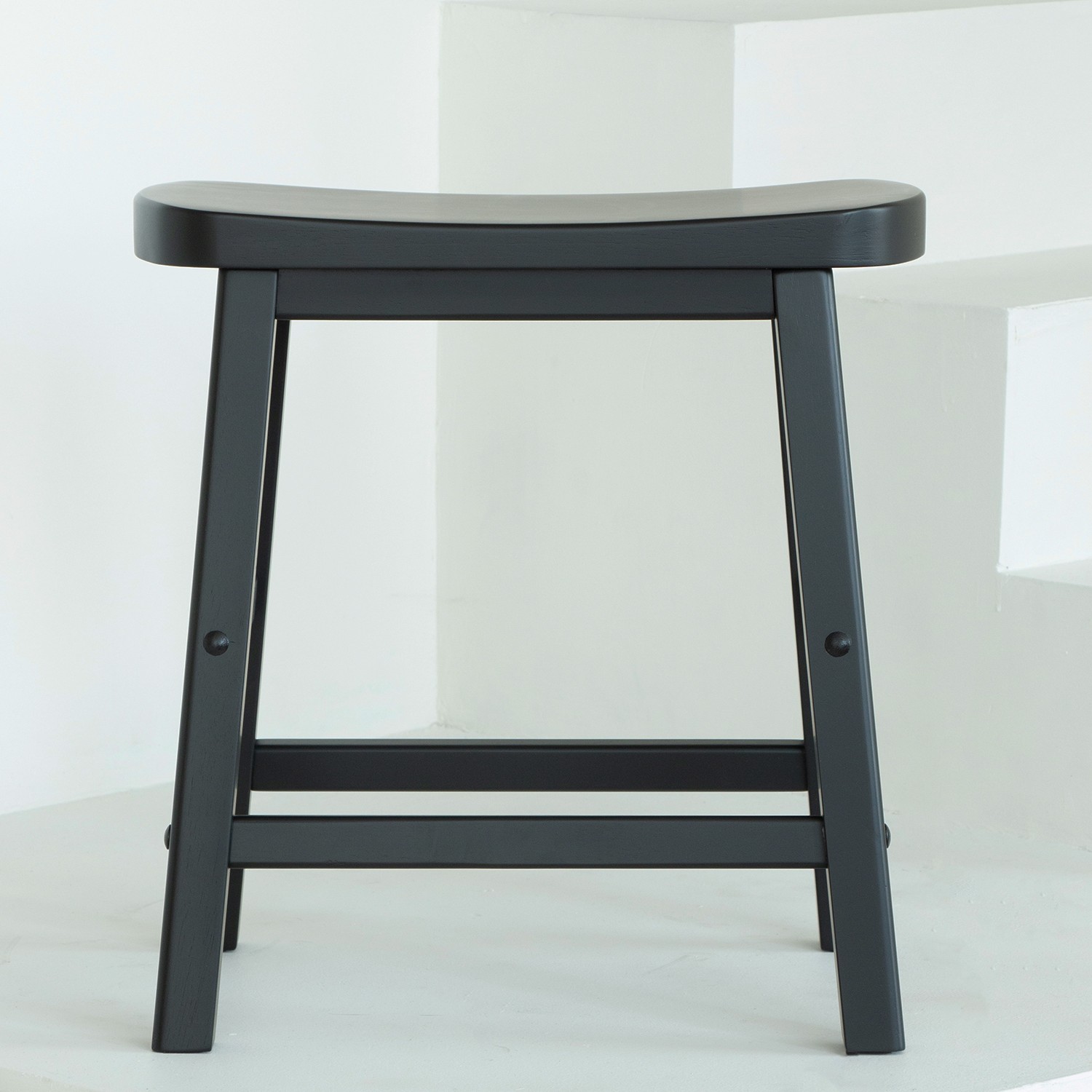 เก้าอี้บาร์ไม้ยางพารา MAAI DESIGN รุ่น YOKUSO สีดำ_1